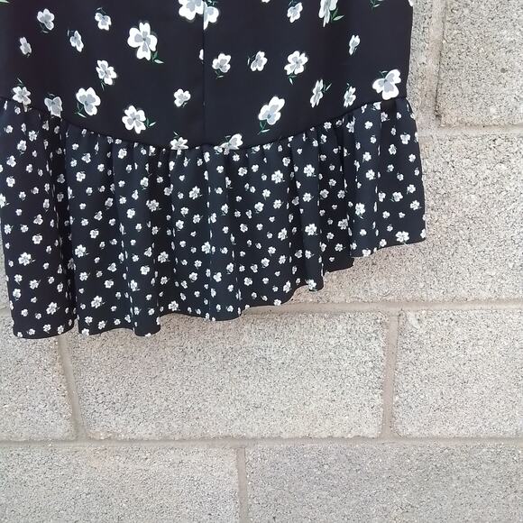H&M Mini Skirt Sz 4 Black Floral Boho Tiered‎ Asymmetrical Ruffle Mid Rise - Picture 4 of 6